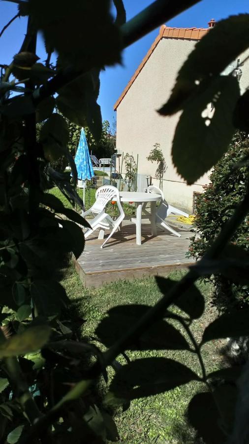 Bed and Breakfast Le Ti'Roussat Saint-André-de-Cubzac Zewnętrze zdjęcie